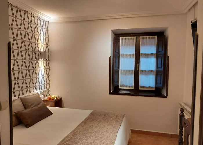 Hotel Rural Entremontes